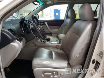 Zdjęcie 7 z 14 samochodu: 2013 TOYOTA HIGHLANDER SE VIN:5TDBK3EH0DS231230 - miniatura