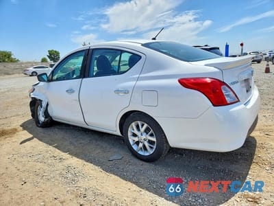 Drugie zdjęcie samochodu z przodu: 2018 NISSAN VERSA SV VIN:3N1CN7AP5JL878422 - miniatura