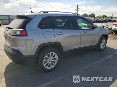 Trzecie zdjęcie samochodu z tyłu: 2021 JEEP CHEROKEE LATITUDE VIN:1C4PJLCB5MD180245 - miniatura