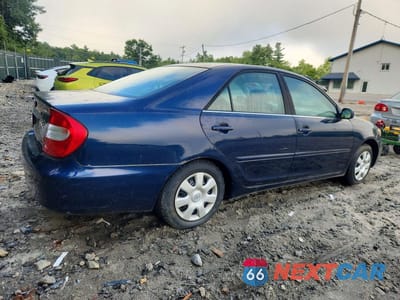 Trzecie zdjęcie samochodu z tyłu: 2003 TOYOTA CAMRY LE VIN:4T1BE32K43U245788 - miniatura