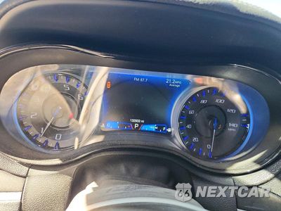 Zdjęcie 9 z 12 samochodu: 2019 CHRYSLER 300 S VIN:2C3CCABG8KH602314 - miniatura