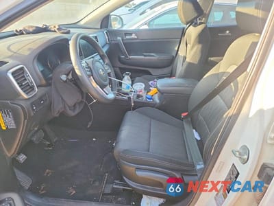 Zdjęcie 7 z 13 samochodu: 2021 KIA SPORTAGE LX VIN:KNDPMCAC2M7944036 - miniatura