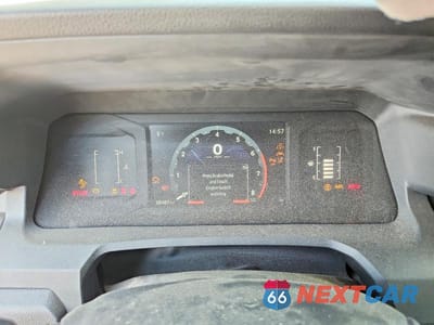 Zdjęcie 9 z 12 samochodu: 2024 TOYOTA TACOMA SR5 VIN:3TMLB5JN6RM042701 - miniatura