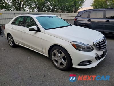 Czwarte zdjęcie samochodu z boku: 2014 MERCEDES-BENZ E 350 4MATIC VIN:WDDHF8JB9EA773590 - miniatura