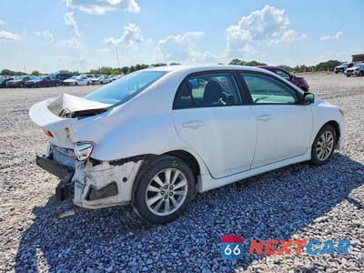 Trzecie zdjęcie samochodu z tyłu: 2010 TOYOTA COROLLA S VIN:2T1BU4EE2AC373069 - miniatura
