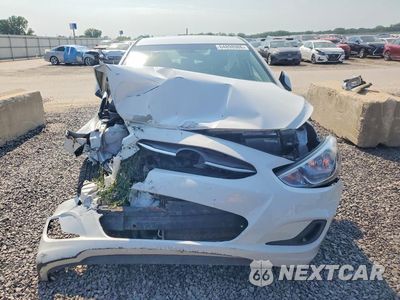 Piąte zdjęcie samochodu w środku: 2017 HYUNDAI ACCENT SE VIN:KMHCT4AE2HU372915 - miniatura