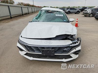 Piąte zdjęcie samochodu w środku: 2025 HYUNDAI ELANTRA SE VIN:KMHLL4DG9SU063561 - miniatura
