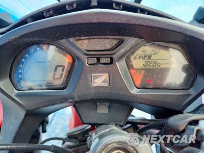 Zdjęcie 7 z 9 samochodu: 2014 HONDA CBR650 F VIN:MLHRC7411E5000266 - miniatura