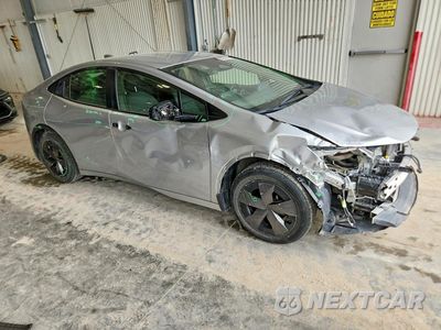 Czwarte zdjęcie samochodu z boku: 2023 TOYOTA PRIUS LE VIN:JTDACAAUXP3011082 - miniatura