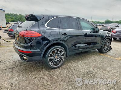 Trzecie zdjęcie samochodu z tyłu: 2016 PORSCHE CAYENNE VIN:WP1AA2A21GLA10962 - miniatura