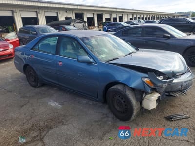 Czwarte zdjęcie samochodu z boku: 2003 TOYOTA CAMRY LE VIN:4T1BE32KX3U749603 - miniatura