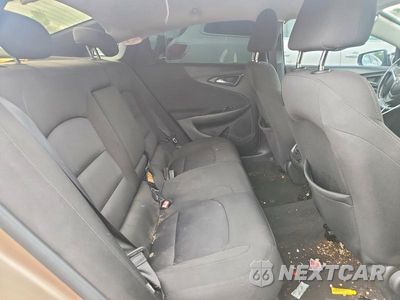 Zdjęcie 10 z 12 samochodu: 2018 CHEVROLET MALIBU LT VIN:1G1ZD5ST3JF163104 - miniatura