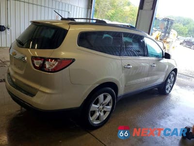 Trzecie zdjęcie samochodu z tyłu: 2016 CHEVROLET TRAVERSE LT VIN:1GNKVGKDXGJ187276 - miniatura