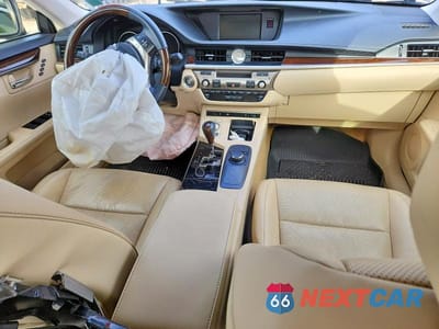 Zdjęcie 8 z 12 samochodu: 2013 LEXUS ES 350 VIN:JTHBK1GG4D2055913 - miniatura