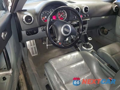 Zdjęcie 8 z 12 samochodu: 2000 AUDI TT VIN:TRUTC28N3Y1001624 - miniatura