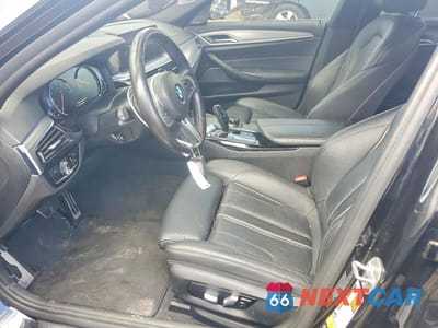 Zdjęcie 7 z 12 samochodu: 2018 BMW 530 XI VIN:WBAJA7C57JWA74323 - miniatura