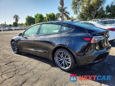 Drugie zdjęcie samochodu z przodu: 2023 TESLA MODEL 3 VIN:5YJ3E1EA9PF453390 - miniatura