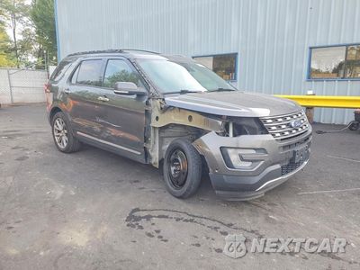 Czwarte zdjęcie samochodu z boku: 2017 FORD EXPLORER LIMITED VIN:1FM5K8FH9HGD13378 - miniatura