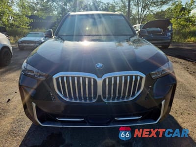 Piąte zdjęcie samochodu w środku: 2026 BMW X5 XDRIVE40I VIN:5UX23EU0XT9384861 - miniatura