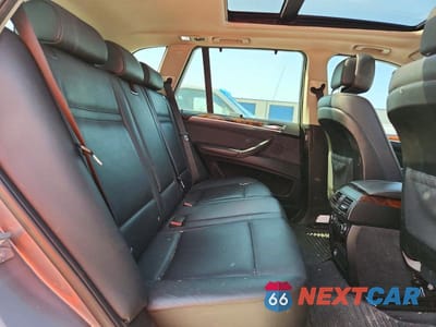Zdjęcie 11 z 13 samochodu: 2013 BMW X5 XDRIVE50I VIN:5UXZV8C51D0C16672 - miniatura