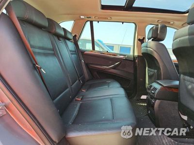 Zdjęcie 11 z 13 samochodu: 2013 BMW X5 XDRIVE50I VIN:5UXZV8C51D0C16672 - miniatura