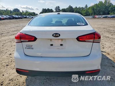 Zdjęcie 6 z 13 samochodu: 2017 KIA FORTE LX VIN:3KPFK4A77HE092492 - miniatura