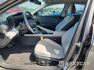 Zdjęcie 7 z 12 samochodu: 2025 HYUNDAI ELANTRA LIMITED VIN:KMHLN4DJ9SU134165 - miniatura