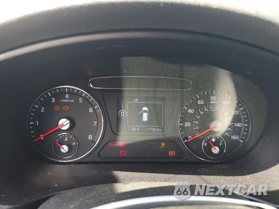 Zdjęcie 9 z 13 samochodu: 2018 KIA SORENTO LX VIN:5XYPG4A30JG381161 - miniatura