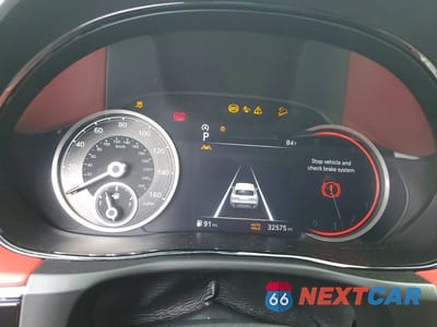 Zdjęcie 9 z 12 samochodu: 2022 GENESIS GV70 3.5T SPORT VIN:KMUMCDTC2NU028353 - miniatura