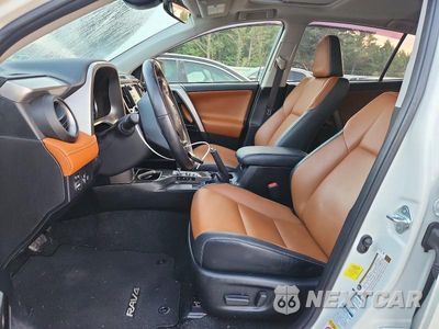 Zdjęcie 7 z 14 samochodu: 2017 TOYOTA RAV4 HV LIMITED VIN:JTMDJREV6HD080223 - miniatura