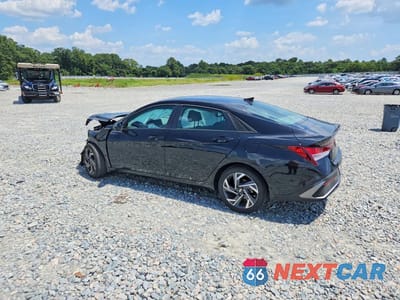 Drugie zdjęcie samochodu z przodu: 2025 HYUNDAI ELANTRA SEL SPORT VIN:KMHLM4DG5SU073744 - miniatura