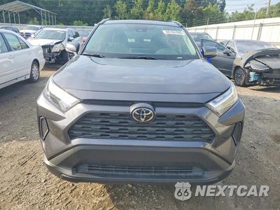 Piąte zdjęcie samochodu w środku: 2025 TOYOTA RAV4 HYBRID XLE VIN:JTMRWRFVXSJ083852 - miniatura