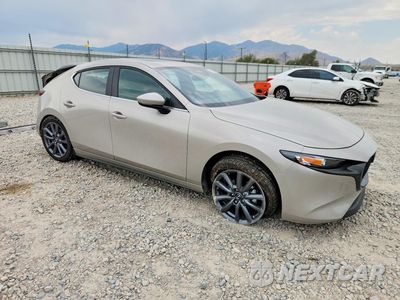 Czwarte zdjęcie samochodu z boku: 2026 MAZDA 3 PREFERRED VIN:JM1BPALL9T1857500 - miniatura