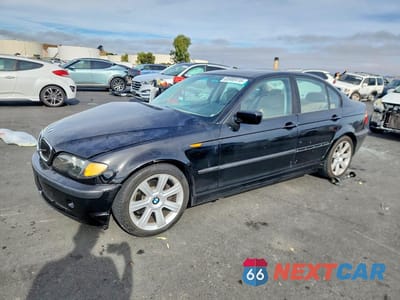 2002 BMW 325 I WBAEV33482KL76862 - główne zdjęcie licytacji z USA - miniatura