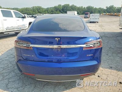 Zdjęcie 6 z 13 samochodu: 2015 TESLA MODEL S VIN:5YJSA1E48FF116208 - miniatura