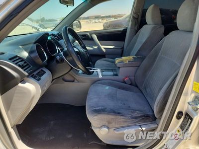 Zdjęcie 7 z 13 samochodu: 2011 TOYOTA HIGHLANDER BASE VIN:5TDZA3EH3BS010476 - miniatura