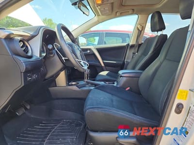 Zdjęcie 7 z 13 samochodu: 2015 TOYOTA RAV4 XLE VIN:2T3RFREV7FW373264 - miniatura