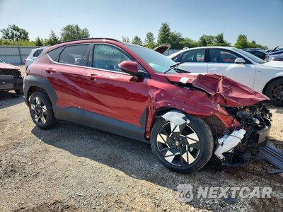 Czwarte zdjęcie samochodu z boku: 2025 HYUNDAI KONA SEL VIN:KM8HB3AB0SU307433 - miniatura