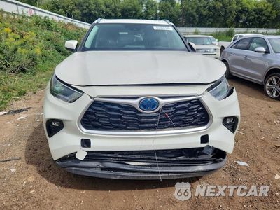Piąte zdjęcie samochodu w środku: 2021 TOYOTA HIGHLANDER HYBRID XLE VIN:5TDHBRCH8MS531601 - miniatura
