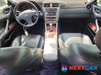 Zdjęcie 8 z 12 samochodu: 2006 LEXUS IS 250 VIN:JTHBK262965003075 - miniatura