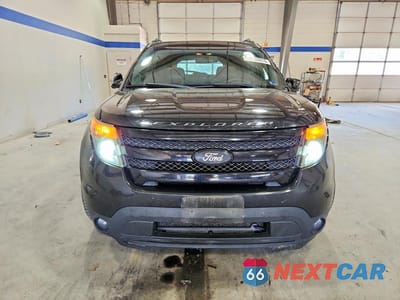 Piąte zdjęcie samochodu w środku: 2015 FORD EXPLORER SPORT VIN:1FM5K8GT1FGB70443 - miniatura