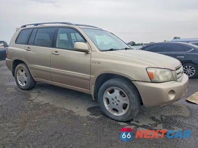 Czwarte zdjęcie samochodu z boku: 2004 TOYOTA HIGHLANDER LIMITED VIN:JTEEP21A340029997 - miniatura