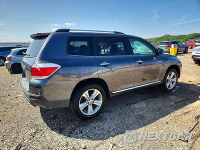 Trzecie zdjęcie samochodu z tyłu: 2013 TOYOTA HIGHLANDER LIMITED VIN:5TDDK3EH7DS188353 - miniatura