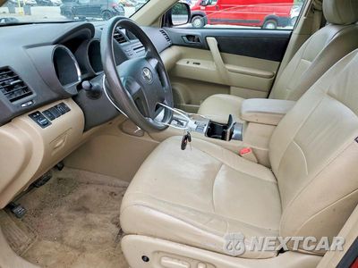 Zdjęcie 7 z 13 samochodu: 2010 TOYOTA HIGHLANDER BASE VIN:5TDZK3EH8AS001381 - miniatura