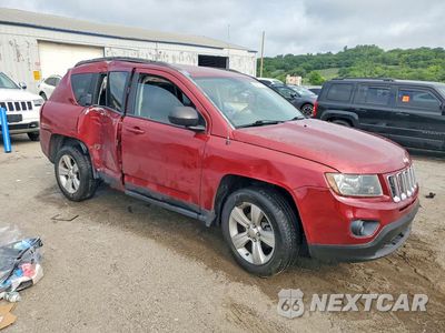 Czwarte zdjęcie samochodu z boku: 2016 JEEP COMPASS SPORT VIN:1C4NJCBAXGD568723 - miniatura