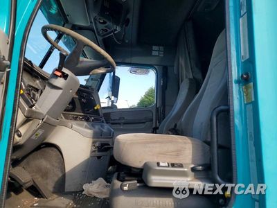 Zdjęcie 7 z 14 samochodu: 2003 FREIGHTLINER COLUMBIA 120 REFRIGERATED BOX TRUCK VIN:1FVAA5CG93LL76730 - miniatura