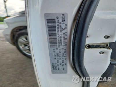 Zdjęcie 12 z 12 samochodu: 2016 RAM 1500 SLT VIN:3C6RR6LT5GG376373 - miniatura