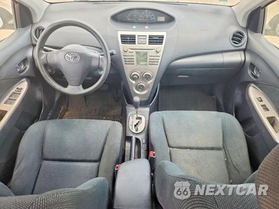 Zdjęcie 8 z 12 samochodu: 2010 TOYOTA YARIS BASE VIN:JTDBT4K31A1377513 - miniatura