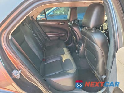 Zdjęcie 10 z 12 samochodu: 2018 CHRYSLER 300 TOURING VIN:2C3CCARG0JH292292 - miniatura