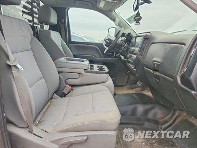 Zdjęcie 10 z 12 samochodu: 2016 CHEVROLET SILVERADO C3500 VIN:1GB3CYCG2GZ390895 - miniatura